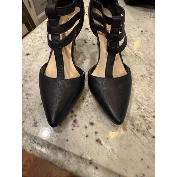 Sole Society Black Strappy Pointed Toe Low Heel Pumps sz 11 EUC - Picture 4 of 8
